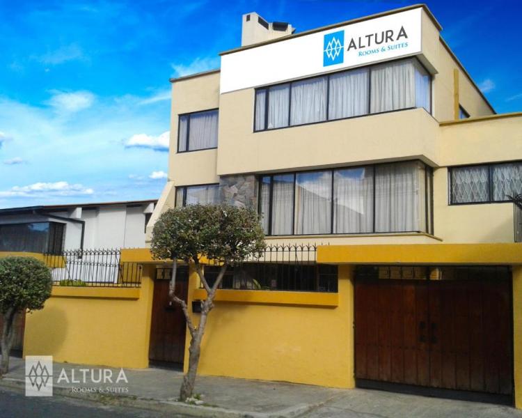 Altura Rooms & Suites
