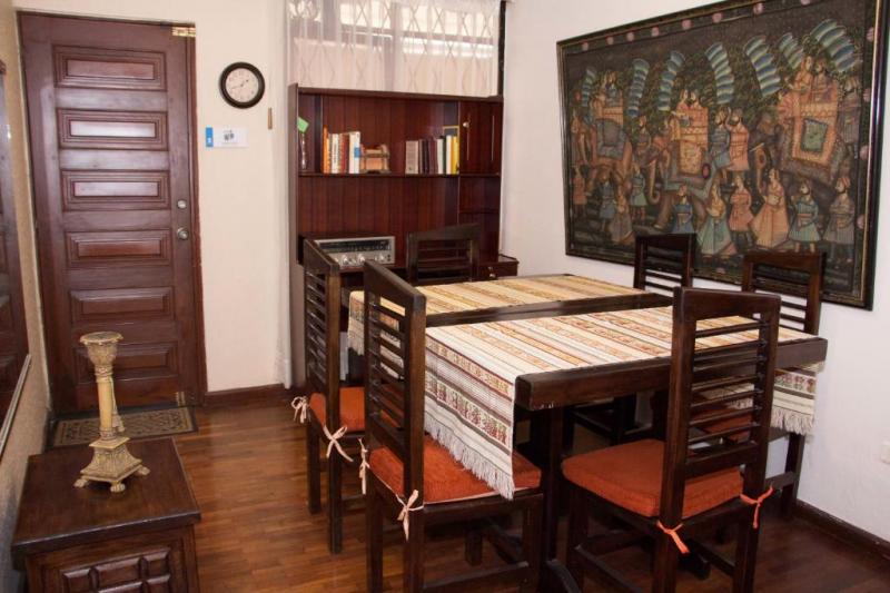 Altura Rooms & Suites