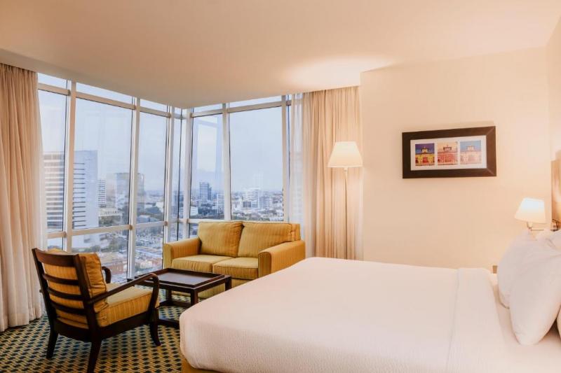 Courtyard by Marriott Guayaquil
