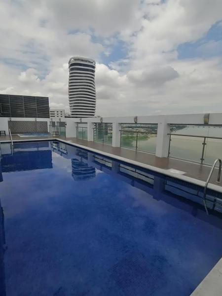 Luxury Suites River Front