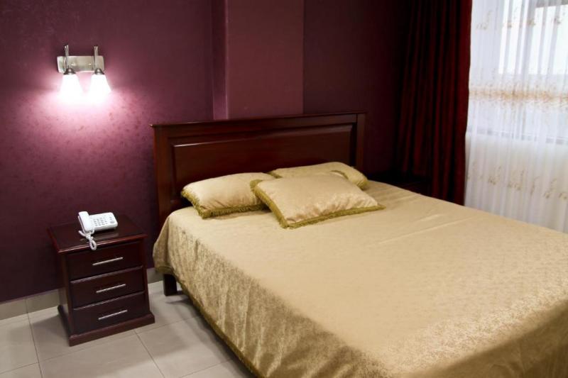 Airport Hotel