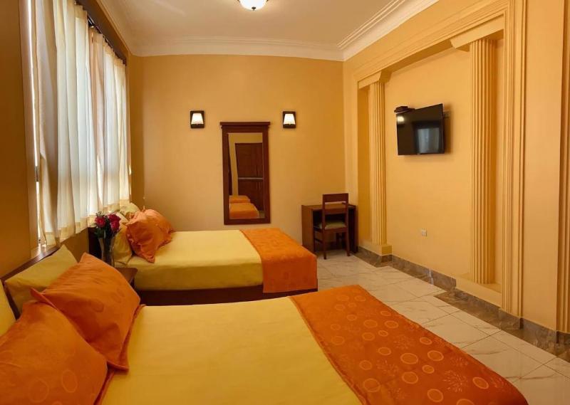 Hostal California Inn