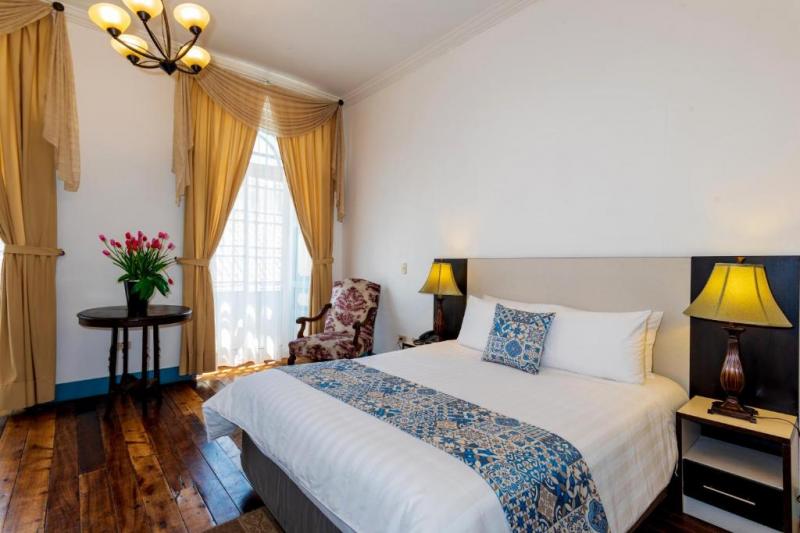 Del Parque Hotel & Suites
