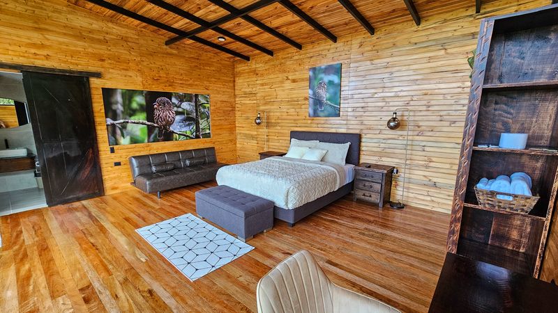 Buglas Birding Lodge