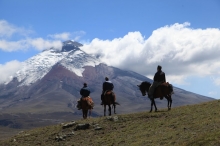 Periodistas canadienses recorrerán varios destinos turísticos de Ecuador