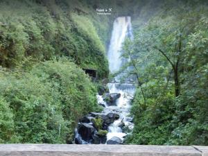 Imagen Cascada de Peguche