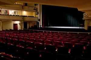 Imagen Butacas y escenario TNS