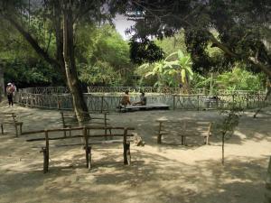 Imagen Laguna de agua sulfurosa