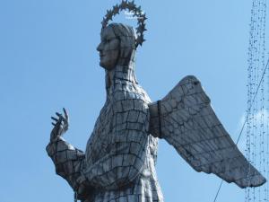 Imagen Virgen con alas