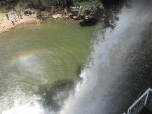 Imagen Arco iris en la cascada
